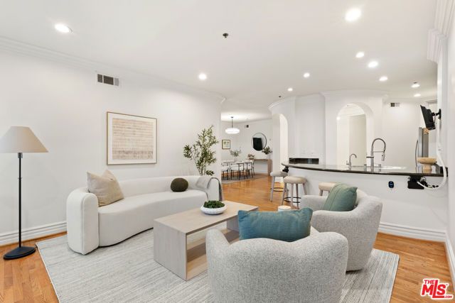 10364 Almayo Avenue 303, Los Angeles, CA 90064