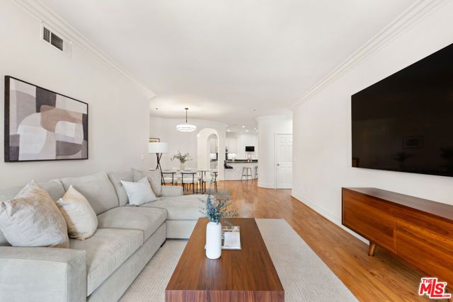 10364 Almayo Avenue 303, Los Angeles, CA 90064