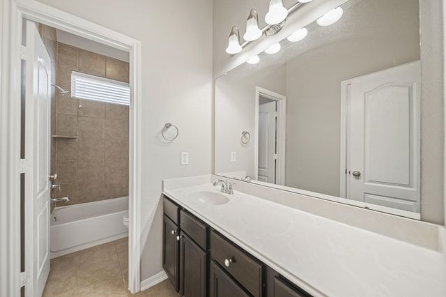 12607 Colonial Glen Court, Pearland, TX 77584