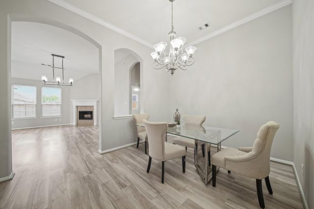 12607 Colonial Glen Court, Pearland, TX 77584