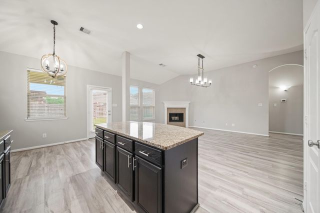 12607 Colonial Glen Court, Pearland, TX 77584