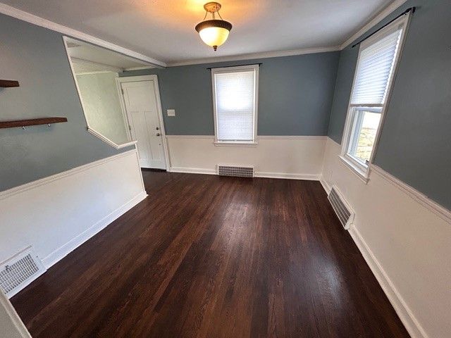 249 Maryland Dr, Shaler, PA 15116