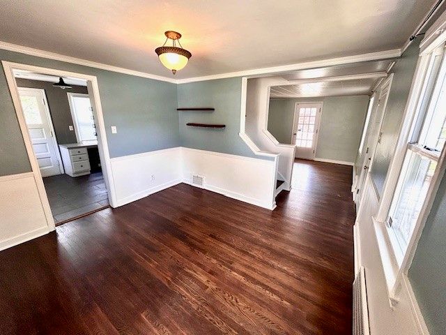 249 Maryland Dr, Shaler, PA 15116