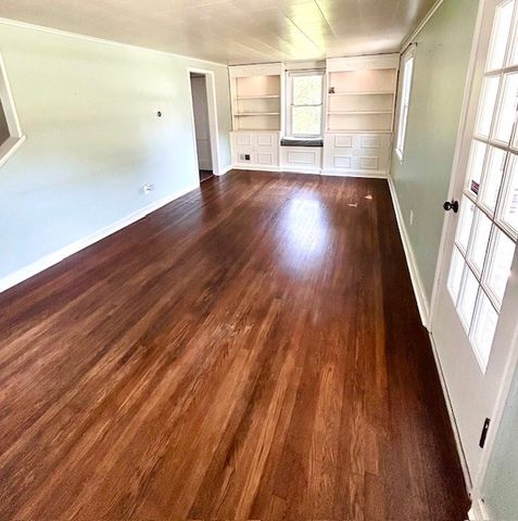 249 Maryland Dr, Shaler, PA 15116