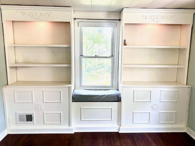 249 Maryland Dr, Shaler, PA 15116