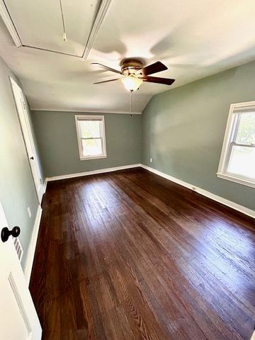 249 Maryland Dr, Shaler, PA 15116