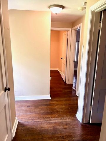 249 Maryland Dr, Shaler, PA 15116