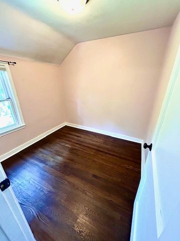 249 Maryland Dr, Shaler, PA 15116