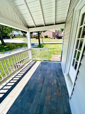 249 Maryland Dr, Shaler, PA 15116