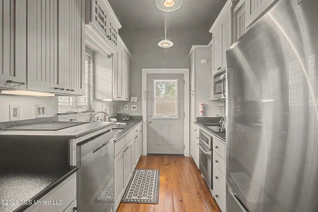 1620 2nd Street, Gulfport, MS 39501