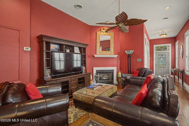 1620 2nd Street, Gulfport, MS 39501