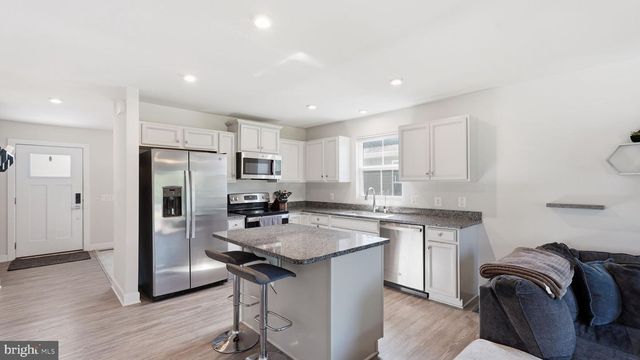 7258 PARCHMENT CIR, Ruther Glen, VA 22546