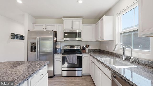 7258 PARCHMENT CIR, Ruther Glen, VA 22546