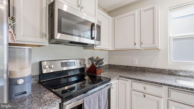7258 PARCHMENT CIR, Ruther Glen, VA 22546