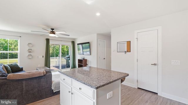 7258 PARCHMENT CIR, Ruther Glen, VA 22546