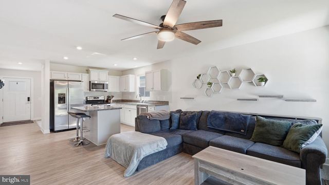 7258 PARCHMENT CIR, Ruther Glen, VA 22546