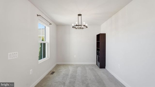 7258 PARCHMENT CIR, Ruther Glen, VA 22546