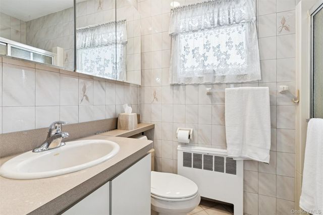 44 Wallace Drive, Plainview, NY 11803