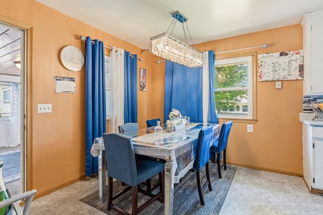 3217 Welcome Avenue N, Crystal, MN 55422