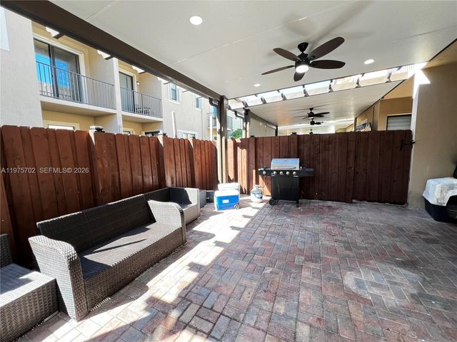 748 NE 34th Ave 748, Homestead, FL 33033