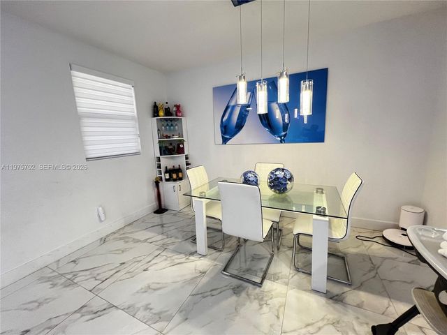 748 NE 34th Ave 748, Homestead, FL 33033