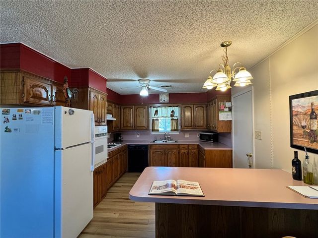 915 Maple Shade Road, Alma, AR 72921