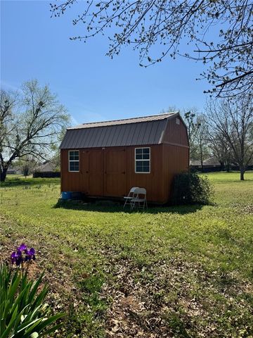 915 Maple Shade Road, Alma, AR 72921