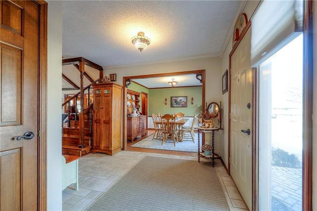 8422 Rosehill Road, Lenexa, KS 66215