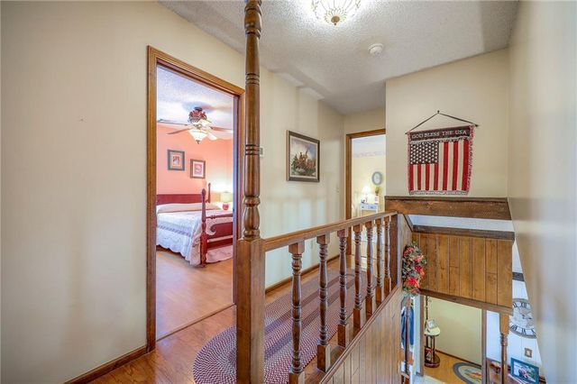 8422 Rosehill Road, Lenexa, KS 66215