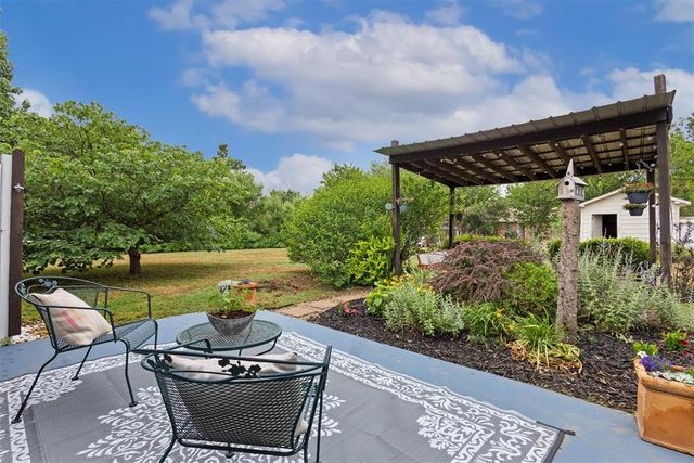 623 Greenbriar Avenue, Edmond, OK 73034