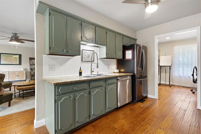 623 Greenbriar Avenue, Edmond, OK 73034