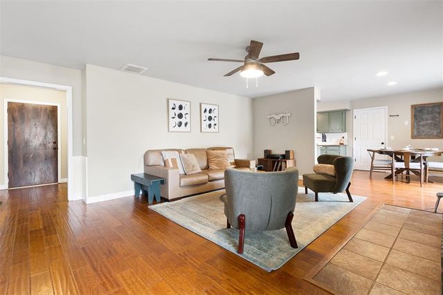 623 Greenbriar Avenue, Edmond, OK 73034