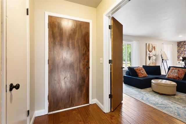 623 Greenbriar Avenue, Edmond, OK 73034