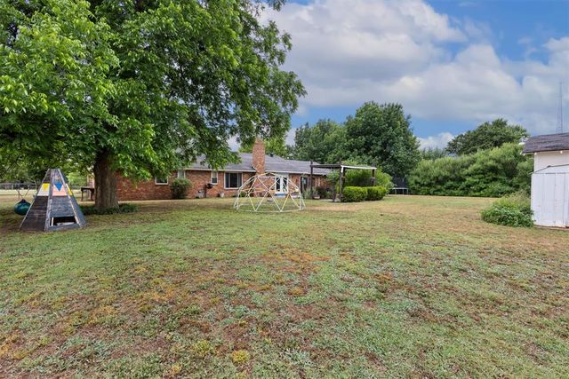 623 Greenbriar Avenue, Edmond, OK 73034