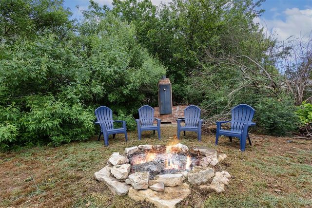 623 Greenbriar Avenue, Edmond, OK 73034