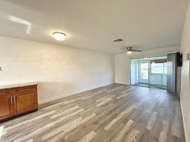 2844 Crosley Drive E C, West Palm Beach, FL 33415