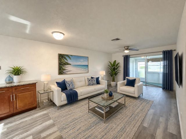 2844 Crosley Drive E C, West Palm Beach, FL 33415