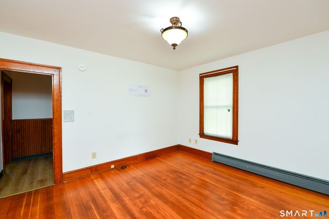 33 Zipp Avenue, Bristol, CT 06010