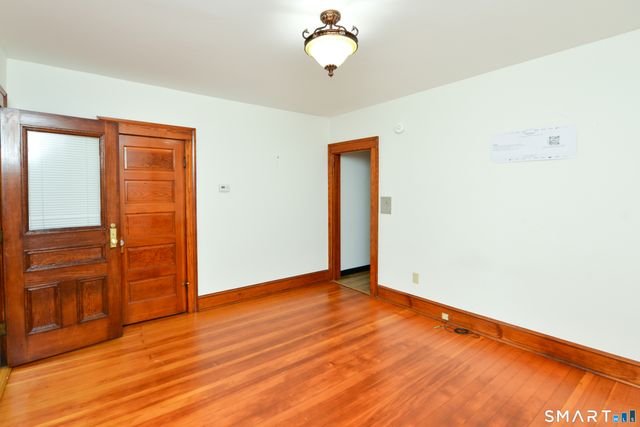33 Zipp Avenue, Bristol, CT 06010