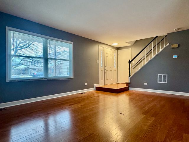 9322 Waterford Lane, Orland Park, IL 60462