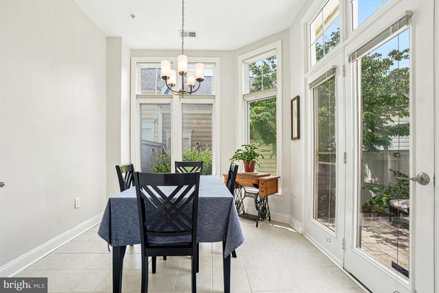 714 RIDGEMONT AVE, Rockville, MD 20850