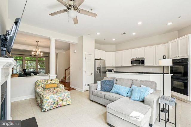 714 RIDGEMONT AVE, Rockville, MD 20850