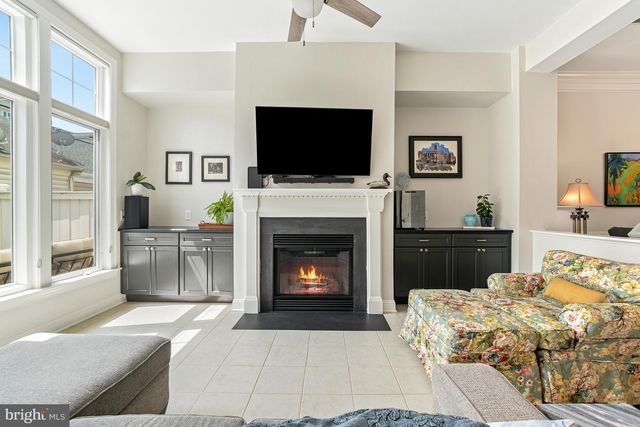 714 RIDGEMONT AVE, Rockville, MD 20850