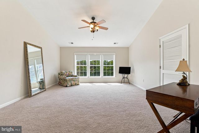 714 RIDGEMONT AVE, Rockville, MD 20850