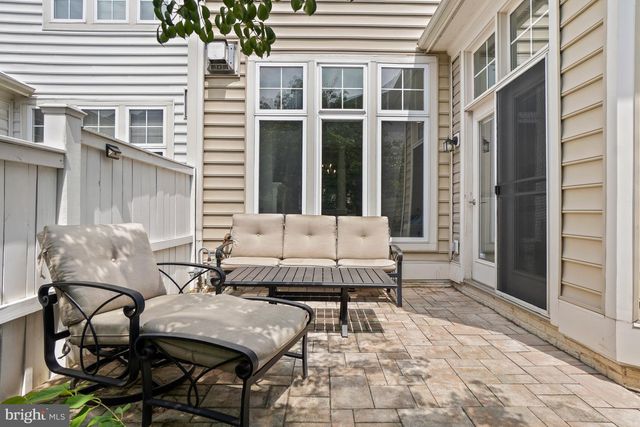 714 RIDGEMONT AVE, Rockville, MD 20850