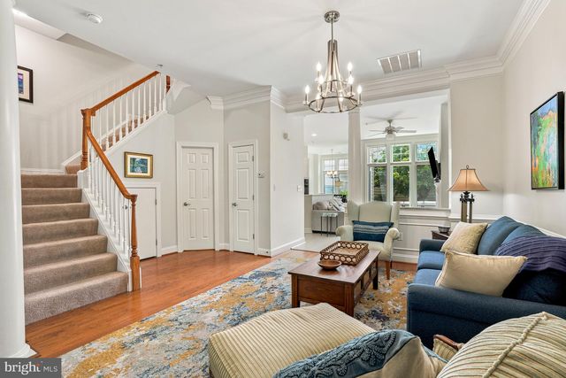 714 RIDGEMONT AVE, Rockville, MD 20850