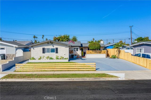3141 Barbados Place, Costa Mesa, CA 92626