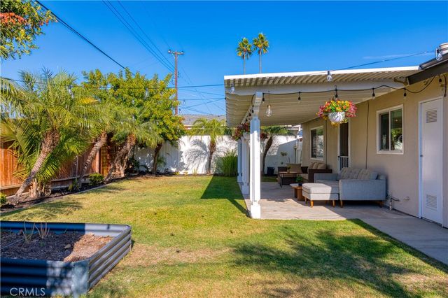 3141 Barbados Place, Costa Mesa, CA 92626