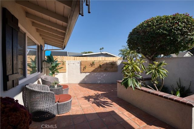 3141 Barbados Place, Costa Mesa, CA 92626