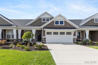 3793 Windsor Ridge Drive NE, Rockford, MI 49341